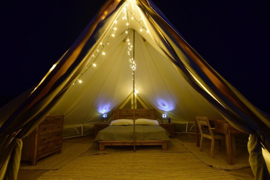 My Old Stone House In A 2 000 Sqm Private Garden With Fab Glamping Tent Mandrákion Exteriör bild